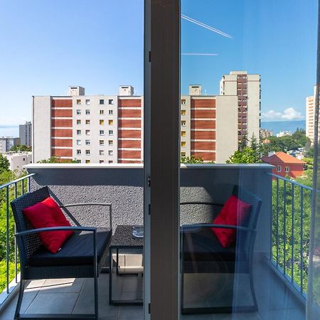 Brand New Apartment Close To The Beach, City Center And University Of Rijeka - Apartment Karlo Buitenkant foto