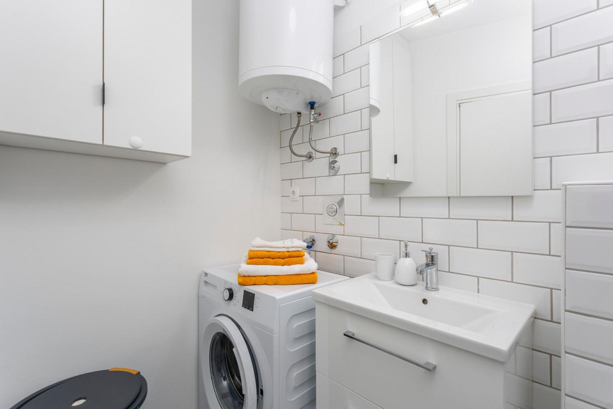 Brand New Apartment Close To The Beach, City Center And University Of Rijeka - Apartment Karlo Buitenkant foto