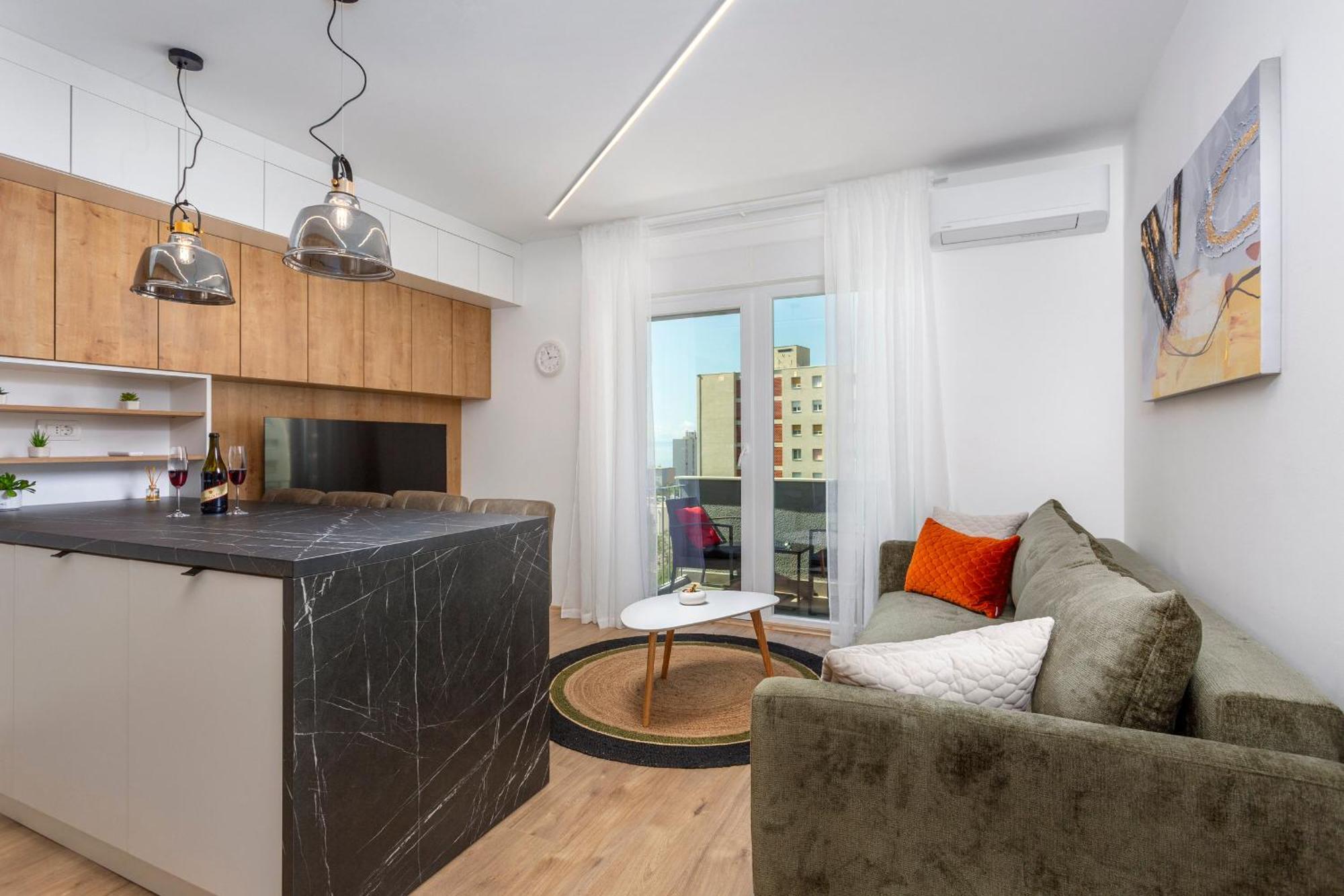 Brand New Apartment Close To The Beach, City Center And University Of Rijeka - Apartment Karlo Buitenkant foto